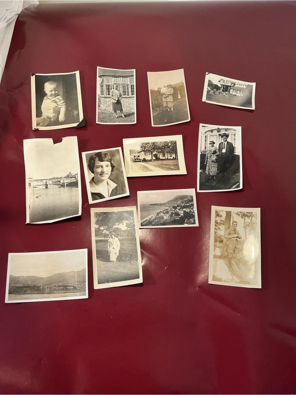 Lot of 12 vintage photos collection